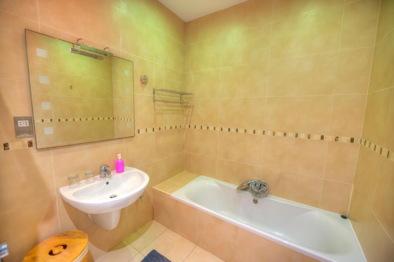 Enormous 3Bedrooms Seafront With Balcony Pdeh1-1 Σλιέμα Εξωτερικό φωτογραφία